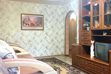 Трёхкомнатная квартира в аренду посуточно в Рубцовске по адресу Рубцовский проспект, 37