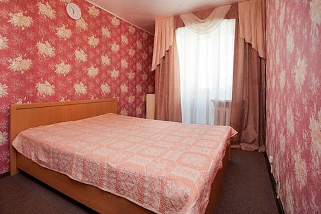 Однокомнатная квартира в аренду посуточно в Челябинске по адресу ул. Цвиллинга, 66