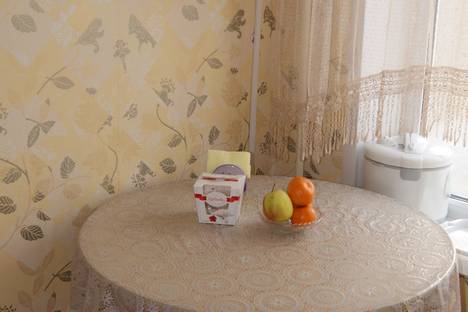 Однокомнатная квартира в аренду посуточно в Тольятти по адресу Приморский, 4