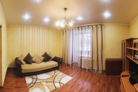 Двухкомнатная квартира в аренду посуточно в Казани по адресу ул. Зинина, 5