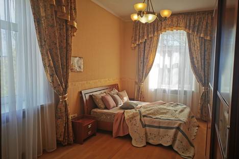 Двухкомнатная квартира в аренду посуточно в Евпатории по адресу ул. Фрунзе 25