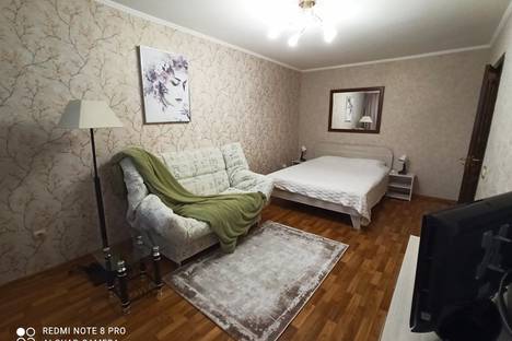 Однокомнатная квартира в аренду посуточно в Севастополе по адресу ул. Меньшикова, 25